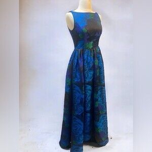 Adrianna Papell Blue and Green Floral Sleeveless Ball Gown- size 2